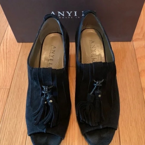 ANYI LU JESSIE SUEDE TASSEL WEDGE - Picture 1 of 7